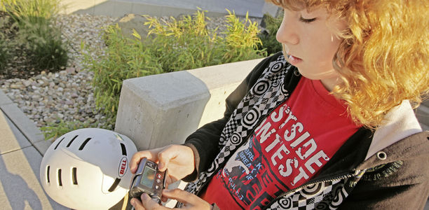 Bild zu Pumpe vs Injektion - Teenager profitieren von Insulinpumpen