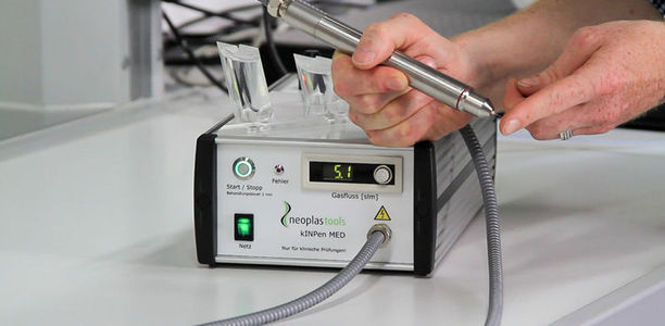 Bild zu Messe „Arab Health“ - Deutsche Delegation präsentiert Plasma-Pen 