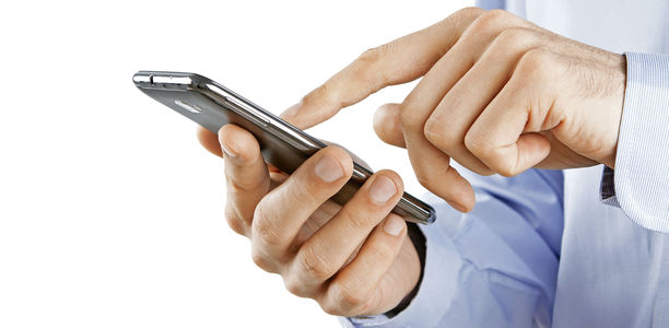 Bild zu Notfall-Apps ergänzen Rettungskette - Mit dem Smartphone in der Hand zum Lebensretter 