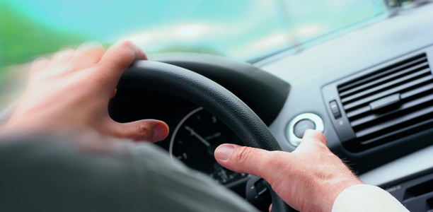 Bild zu Neue Richtlinie  - Gut eingestellte Patienten können Auto, Lkw oder Bus sicher steuern