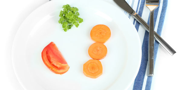 Bild zu Ernährung - Intervall-Fasten schützt vor Typ-2-Diabetes