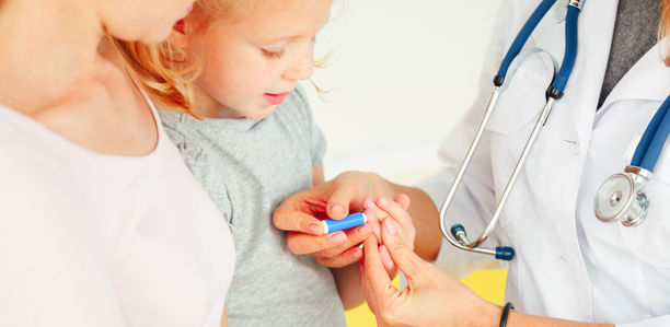 Bild zu Typ-1-Diabetes - Teilnehmerzahl für Fr1da-Insulin-Interventions-Studie erhöht 