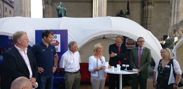 Bild zu „Gesünder unter 7“ - Menschen mit Diabetes stehen im Mittelpunkt 