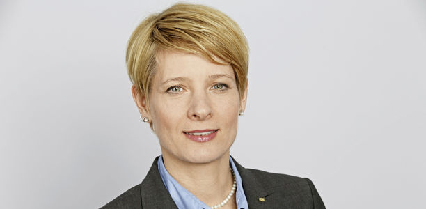 Bild zu Führungswechsel - Dietrich Garlichs übergibt Sprecher­amt der DANK an Barbara Bitzer