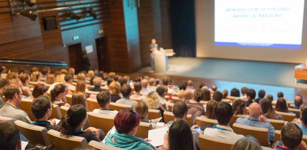 Bild zu Wissenstransfer in Berlin - Fortbildungskonzept feiert Jubiläum - 15 Jahre DiaLecT
