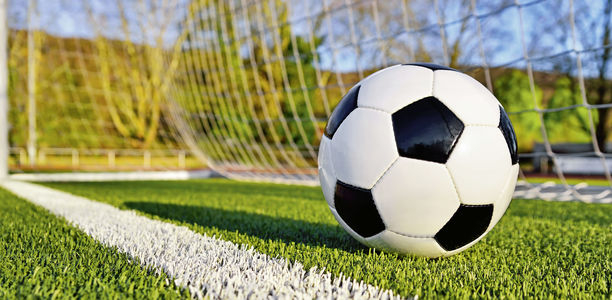 Bild zu Kampf dem Diabetes - Ex-Profis, Promis und Diabetes-Experten kicken für guten Zweck 