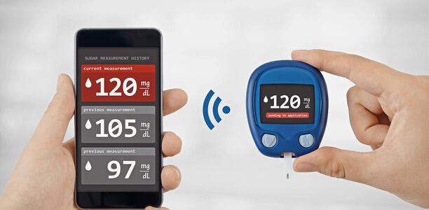 Bild zu Digitalisierung   - Neues Gesetz: Diabetes-Apps bald auf Rezept