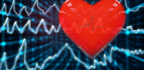 Bild zu Risiko durch bösartige Herzrhythmusstörungen - Warnung vor Kombinationstherapie gegen COVID-19-Infektionen