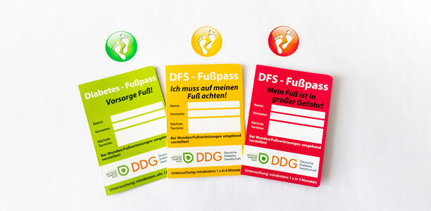 Bild zu Awareness-Kampagne  - Neuer „Fuß-Pass“ der DDG soll Informationslücken in der Versorgung schließen