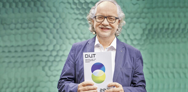 Bild zu D.U.T-Report 2021  - „Kleine Bibel“ für die Digitalisierung in der Diabetologie vorgestellt