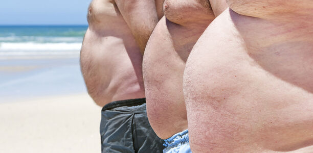 Bild zu Kardiologie - Viel Bauchfett erhöht das Sterblichkeitsrisiko von Herzinfarkt-Patienten