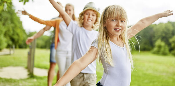 Bild zu Kostenfrei bestellen - BZgA-Kartenspiel „Bewegungsspaß für zwischendurch“