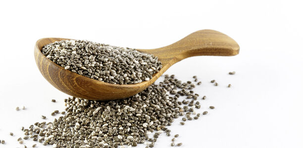 Bild zu Ernährungsmediziner nehmen Superfoods unter die Lupe: - Wie empfehlenswert sind Chia, Goji-Beeren & Co.?