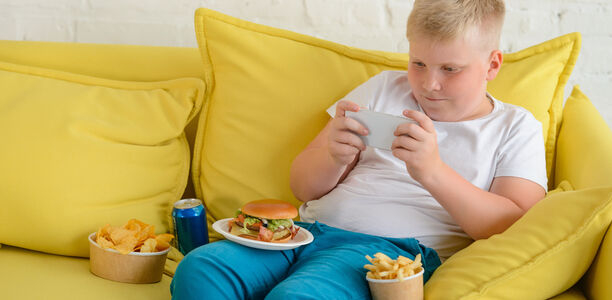 Bild zu Adipositas bei Kindern und Jugendlichen - Medikamente aus der Diabetestherapie könnten helfen