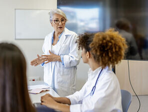 Bild zu Patientenschulung - Schulung beim Hausarzt: Weitgehend Fehlanzeige!